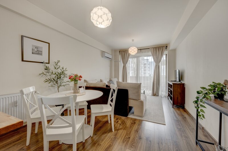 Nerva Traian, 2 camere mobiat si utilat modern, bloc 2013.