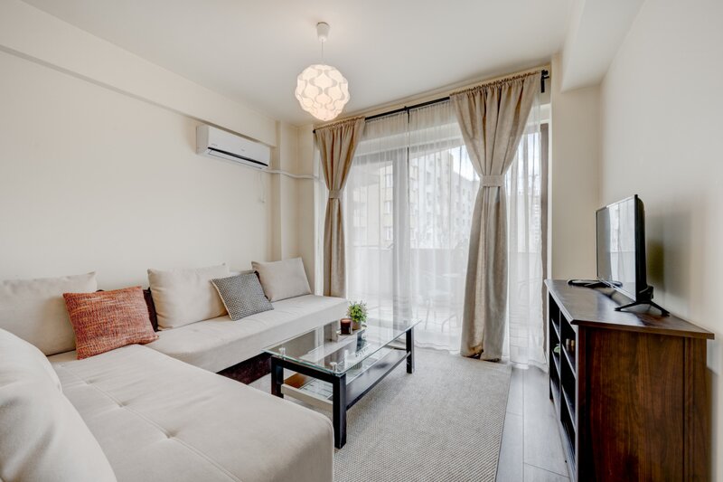 Nerva Traian, 2 camere mobiat si utilat modern, bloc 2013.